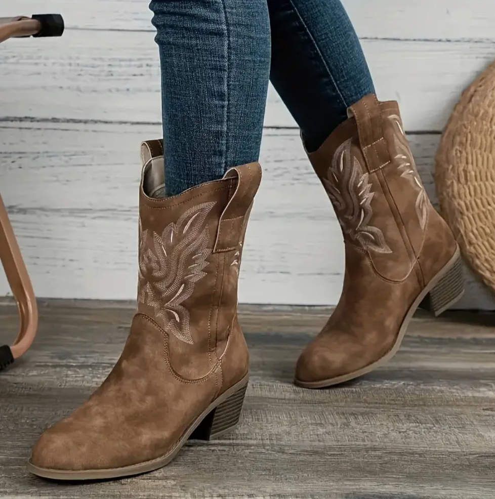 WomenBoots™ : Stivali da cowboy da donna in pelle lavorata a mano per le donne