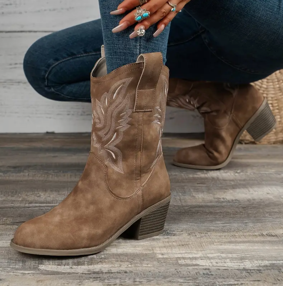WomenBoots™ : Stivali da cowboy da donna in pelle lavorata a mano per le donne